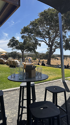 Comentarii opinii despre Eagle Bay Brewing Co