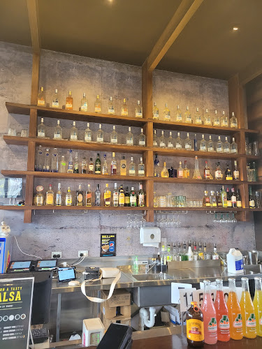 Opinii despre Burrito Bar Kawana în Buddina - Hospitality and gastronomy