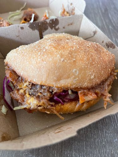 Sideshow Burgers Richmond - Hospitality and gastronomy