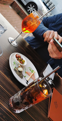 Locale Mio - Guildford