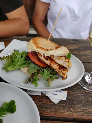 Opinii despre Willawarrin Hotel în Sydney - Hospitality and gastronomy