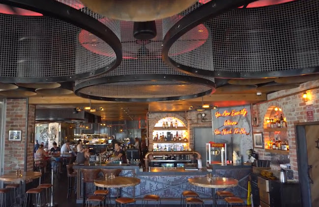 75 Surf Parade, Broadbeach QLD 4218