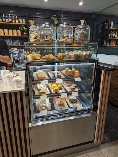 Comentarii opinii despre Artezen