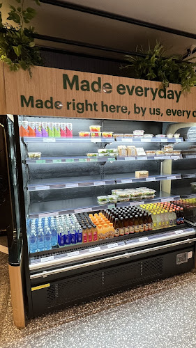 EARL Canteen - Collins Place