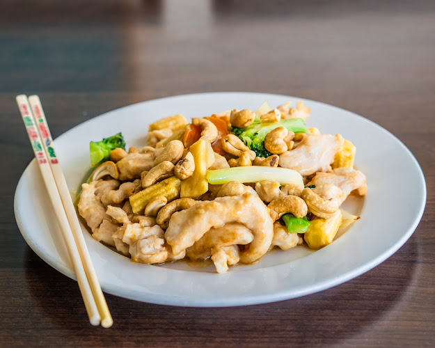 Golden Lotus Chinese Restaurant