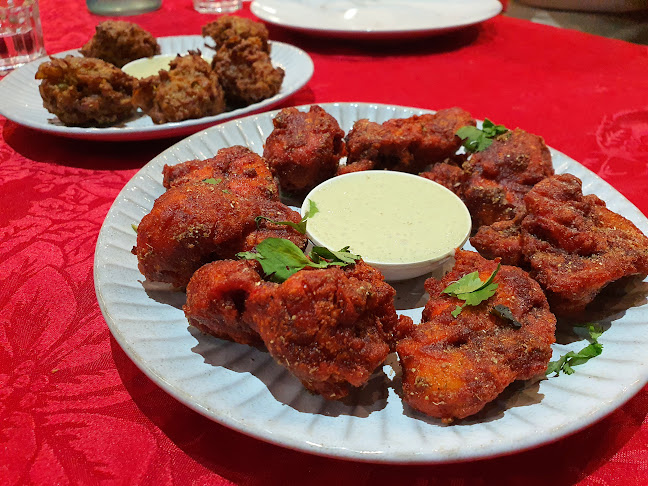 woolworths center, Shop 8, Kirkwood QLD 4680