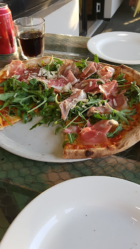 Shop 2/4 Sanderling St, Stirling WA 6021