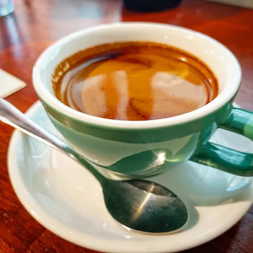 Elwood Cafe Burringbar - Sydney