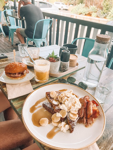 Cooked Goose on Hyams