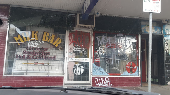 LUCKY STORE (Milk Bar)