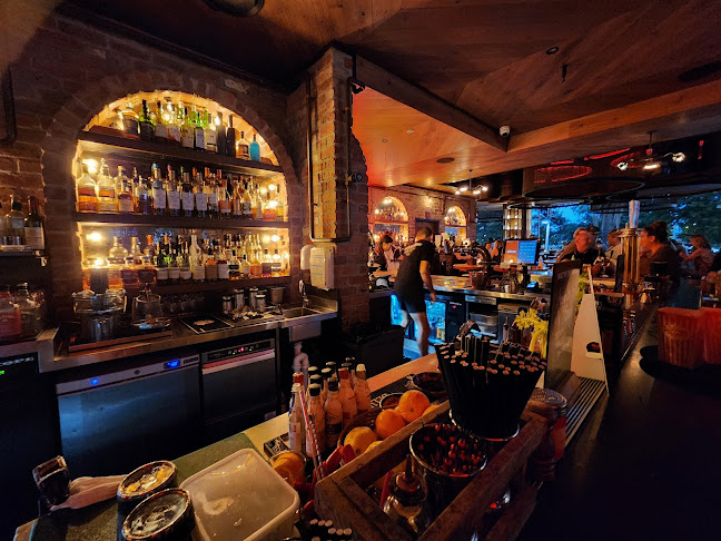 The Loose Moose - Hospitality and gastronomy