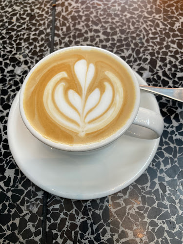 Opinii despre Binary Cafe în Melbourne - Hospitality and gastronomy