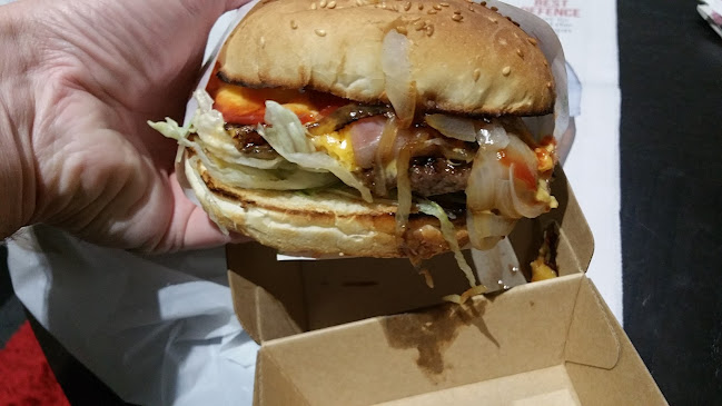 Souv & Burger Co. - Hospitality and gastronomy