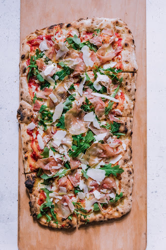 Pizza Sublime - Hospitality and gastronomy