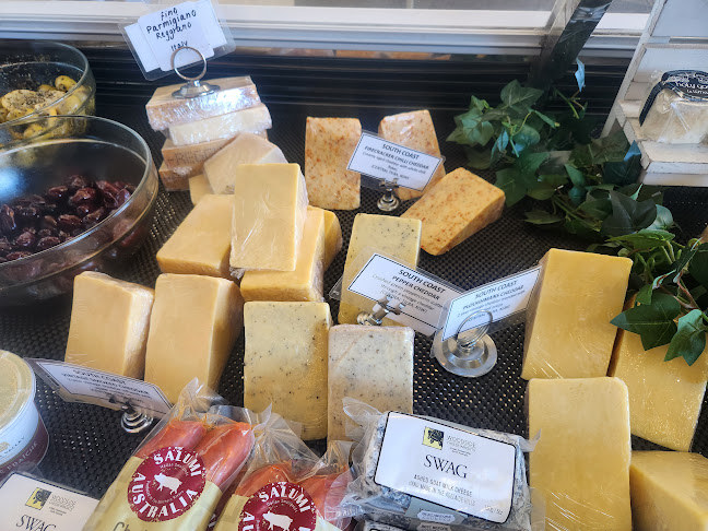 Comentarii opinii despre Robertson Cheese Factory