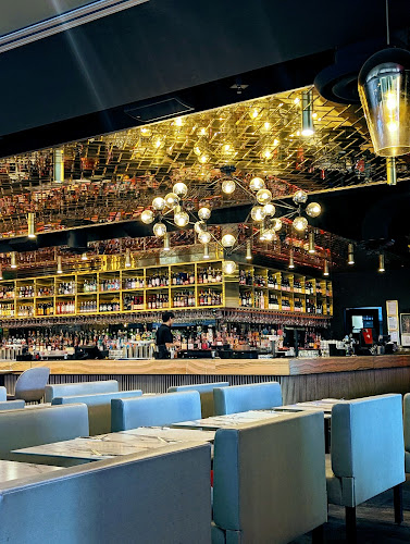 Left Bank Melbourne Restaurant & Cocktail Bar - Hospitality and gastronomy