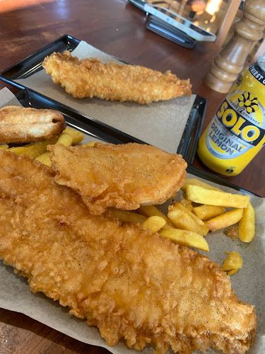 Opinii despre Cafe Nudeli / Nudeli Express Fish & Chips Hamburgers în Colac - Hospitality and gastronomy