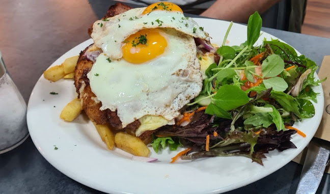 Little River Hotel Motel - Geelong