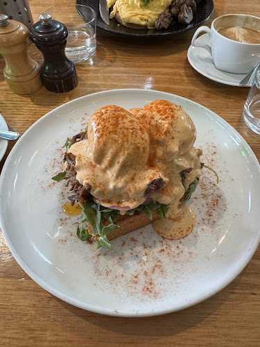 Ample Cafe & Bar - North Melbourne