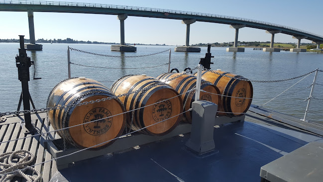 Comentarii opinii despre Goolwa Wharf Markets every 1st and 3rd Sunday of the month.