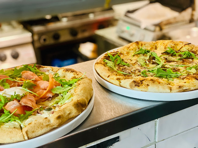 Love Italy Restaurant & Bar - Surfers Paradise Beach