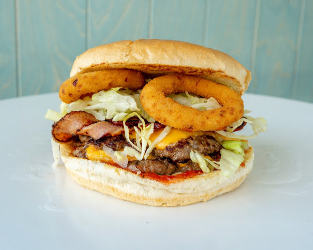 Opinii despre Stadium Geelong Fish and Chips în Newtown - Hospitality and gastronomy