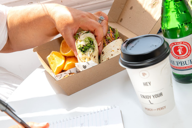 Comentarii opinii despre Percy and Percy