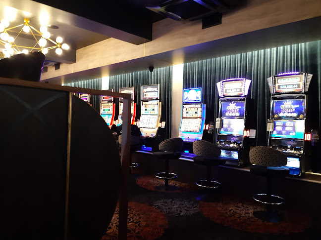 724 Old Cleveland Rd, Camp Hill QLD 4152