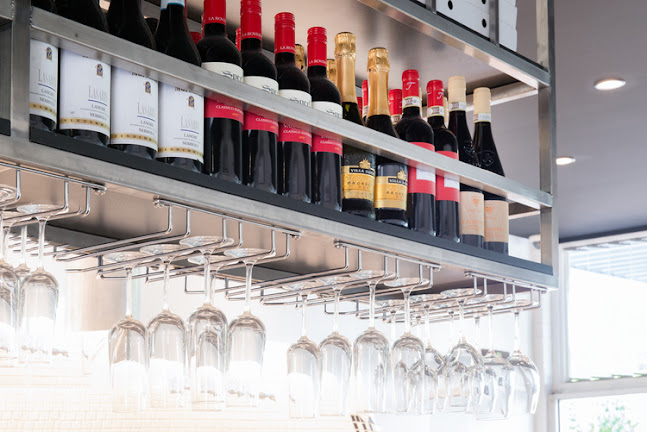 Pizzeria Violetta - Hospitality and gastronomy