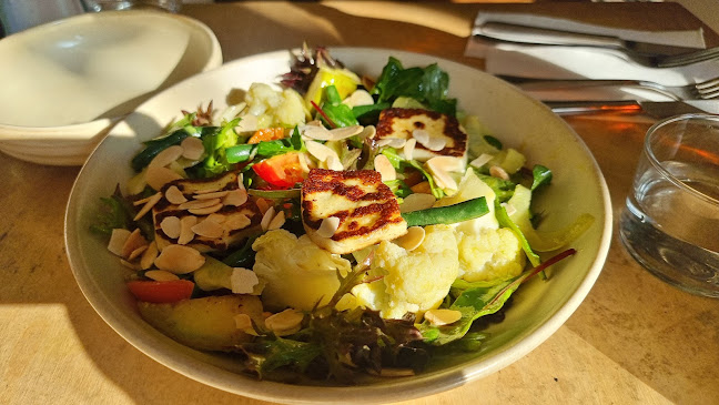 Coral Coffee(Fable Coffee Sydney) - Hospitality and gastronomy