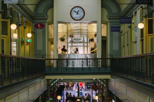 Two-Bit Villains - Hospitality and gastronomy