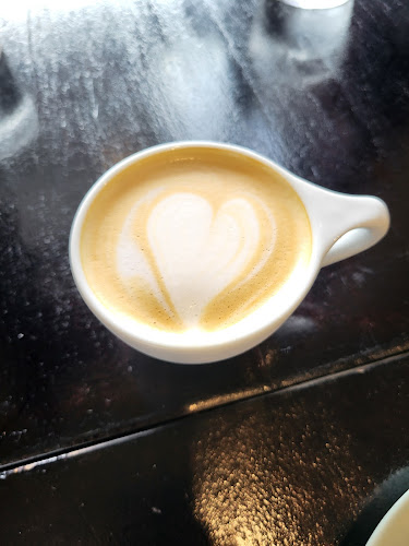 2, 2/16 Hanbury St, Mayfield NSW 2304