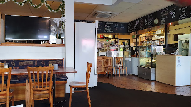 Comentarii opinii despre Cafe Nudeli / Nudeli Express Fish & Chips Hamburgers