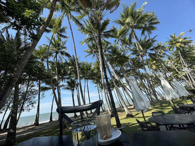 1 Veivers Rd, Palm Cove QLD 4879