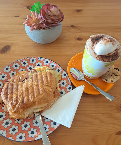 Ara’s Cafe - Hospitality and gastronomy