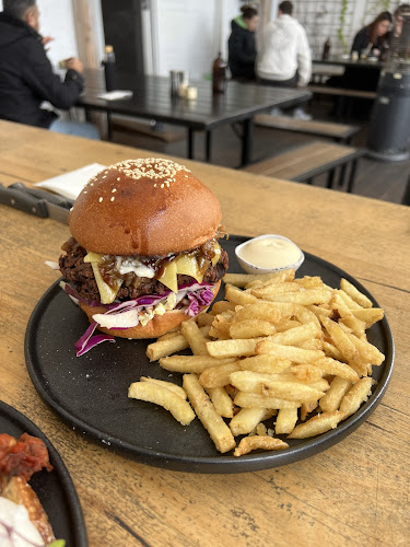 King Of The Castle Cafe - Geelong West