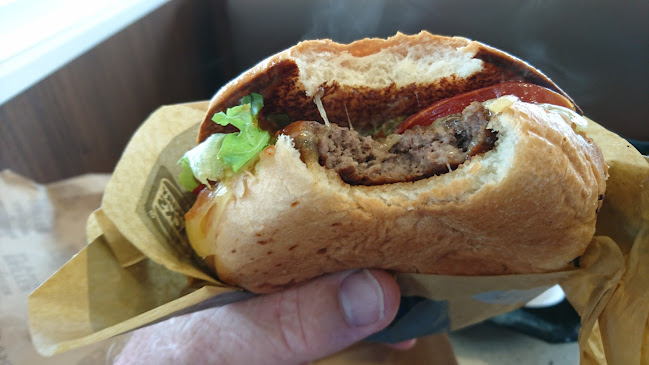 101 River Rd, Gympie QLD 4570