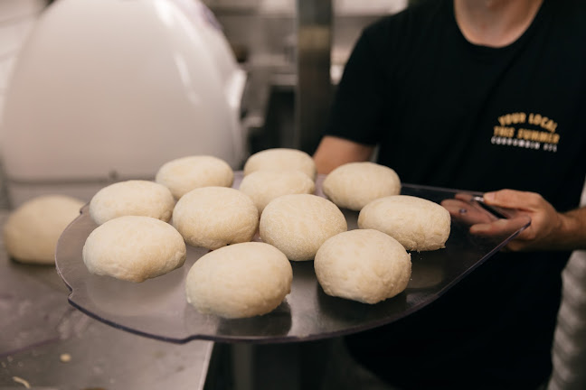 La Bocca Pizza Currumbin - Hospitality and gastronomy