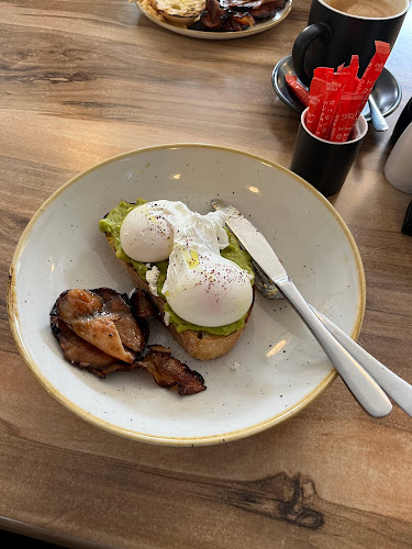 Opinii despre Drake and Duck Cafe în Bathurst - Hospitality and gastronomy