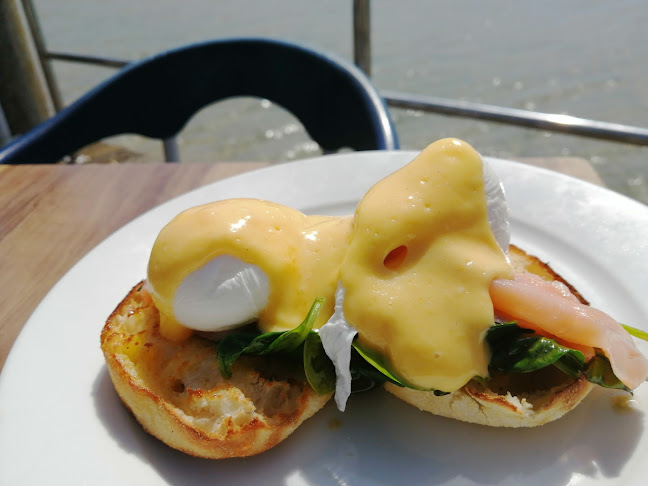 WatersEdge Seafood Restaurant - The Entrance