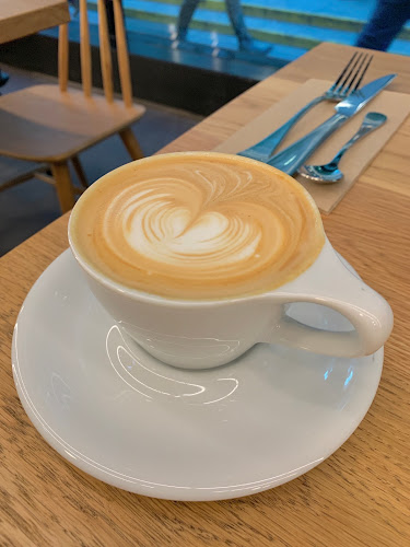 Comentarii opinii despre Axil Coffee Roasters