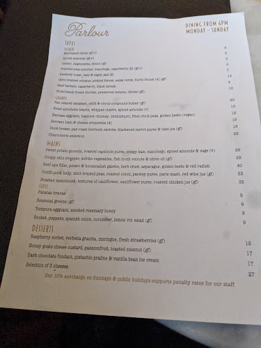 Parlour Wine Room - Hospitality and gastronomy