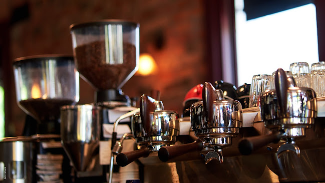 Opinii despre Parkville Store. în Parkville - Hospitality and gastronomy