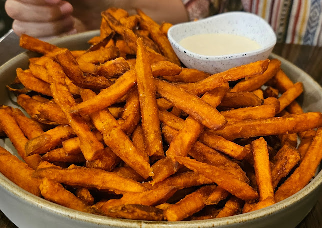 Shop 8 & 9, 150 Macquarie Rd, Springwood NSW 2777