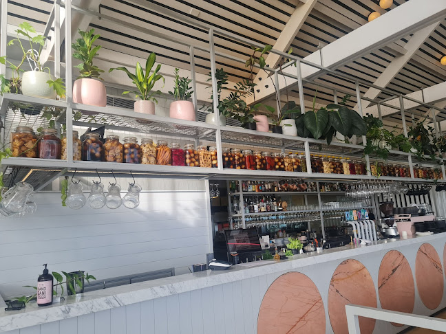 Comentarii opinii despre Island Market Trigg