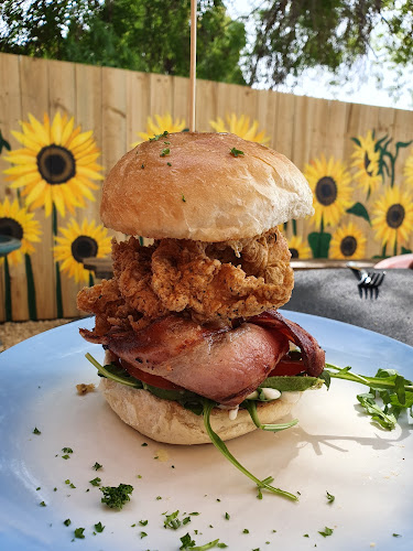 The Golden Fleece Cafe - Hospitality and gastronomy