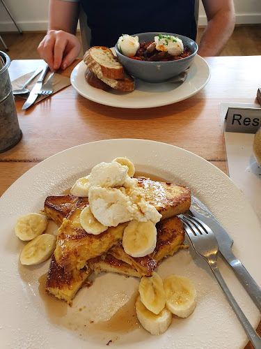 76 Cyrus St, Hyams Beach NSW 2540