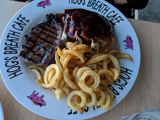 Hog's Breath Cafe Mooloolaba - Mooloolaba