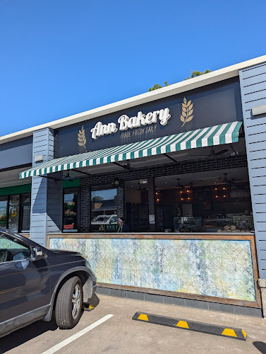 Comentarii opinii despre Ann Bakery & Coffee