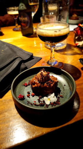 Comentarii opinii despre The George on Collins